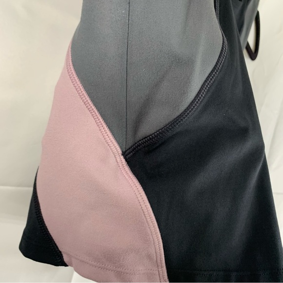 NWT Calvin Klein Performance Colorblock Crop Top, size L - Picture 5 of 10